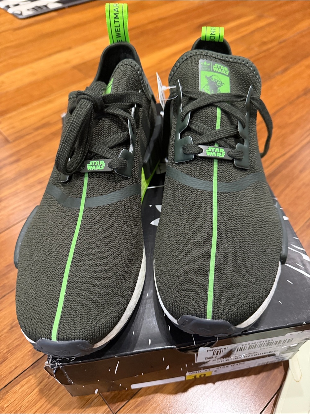 NWT Adidas Star Wars NMD Yoda Size 10 - Picture 2 of 7